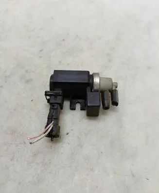Hyundai Trajet Turbo solenoid valve 72190316 02T221
