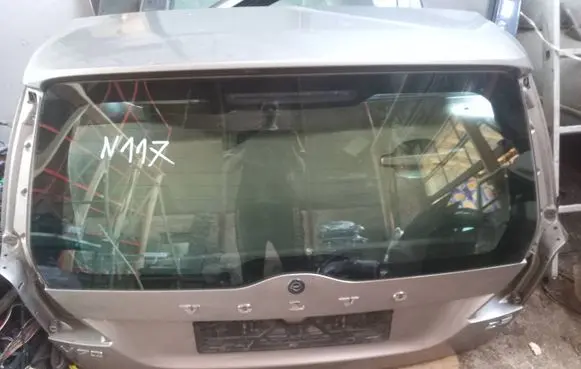 Volvo V70 Tailgate/trunk/boot lid 30674837 3934