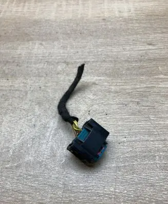BMW 3 E90 E91 Plug wire 8383300 9656271