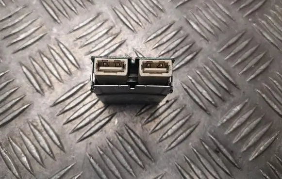 Lexus UX USB socket connector 8553250020