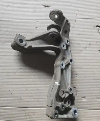Volkswagen Golf VI Engine mounting bracket 1k0199295P
