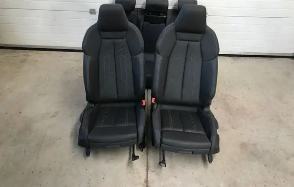 Audi A3 8Y Seat set 