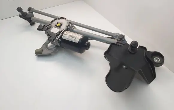 BMW 3 GT F34 Front wiper linkage and motor 7267503 W000026097