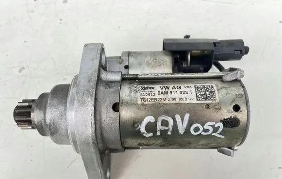 Volkswagen Touran II Starter motor 0AM911023