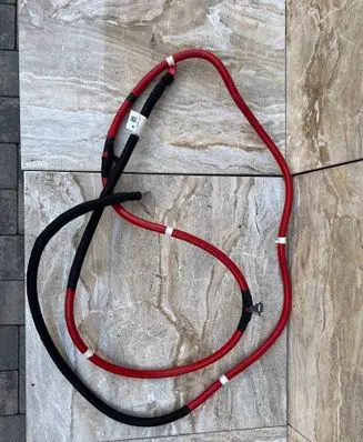 Maserati Levante Positive cable (battery) 670032363