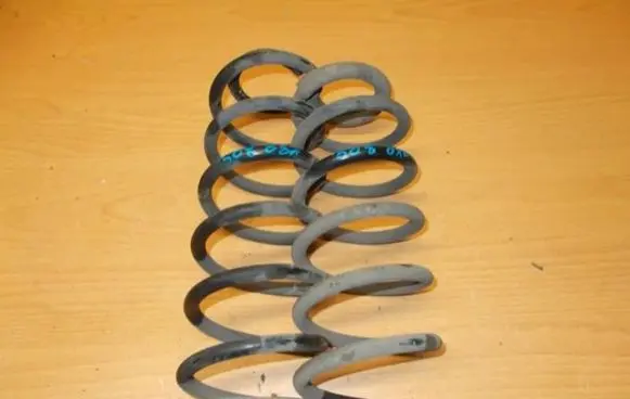 Peugeot 308 Front coil spring
