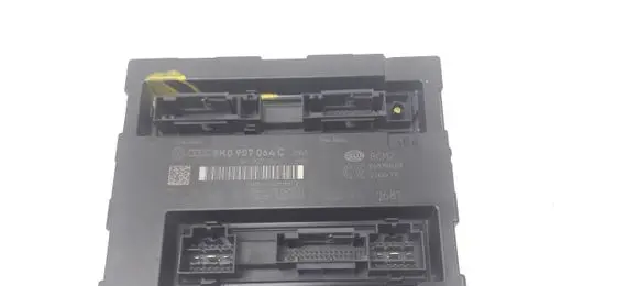 Audi A4 S4 B8 8K Comfort/convenience module 8K0907064C 5DK00991830HLHW41