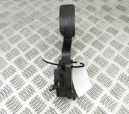 Nissan Leaf II (ZE1) Accelerator throttle pedal 180021KM0B