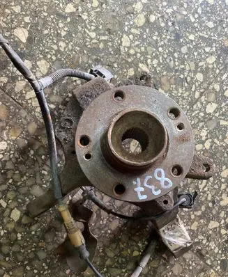 Renault Laguna II Front wheel hub