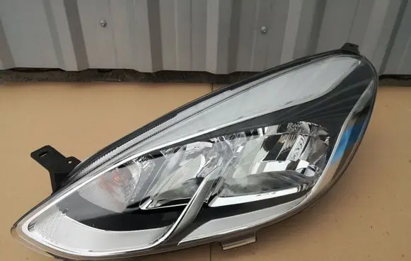 Ford Fiesta Headlight/headlamp L1BB13E015AD