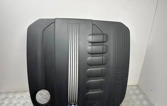 BMW 5 F10 F11 Engine cover (trim) 7800575 11252010 0116210310415