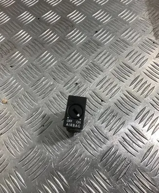 Volkswagen PASSAT B6 Passenger airbag on/off switch 3C0919237A