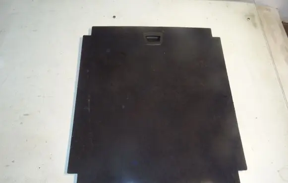 Trunk/boot floor carpet liner
