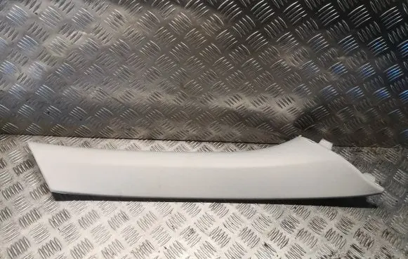 Mercedes-Benz ML W164 (A) pillar trim 1646901226 A1646901226