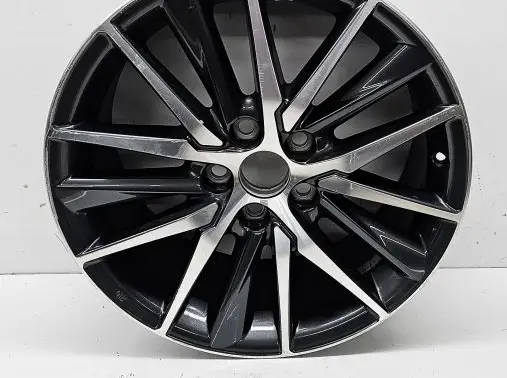 Toyota Camry VIII XV70 R18 alloy rim 