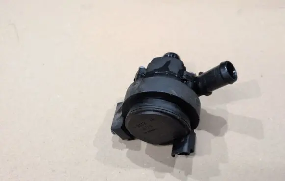 Renault Trafic III (X82) Electric auxiliary coolant/water pump 0392023219 925164GA0A