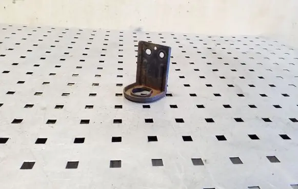 KIA Rio Radiator mount bracket