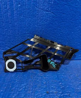 Mercedes-Benz B W246 W242 Front bumper mounting bracket A2468851921