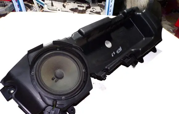 Audi A6 S6 C6 4F Front door speaker 4F0035381B