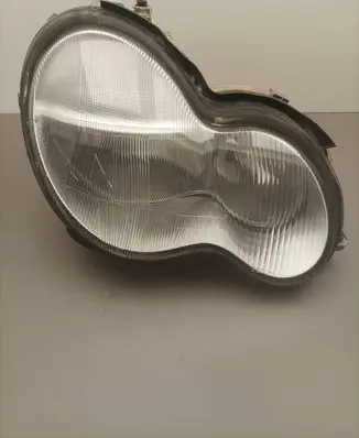 Mercedes-Benz C W203 Headlight/headlamp A2038200261 0301166202