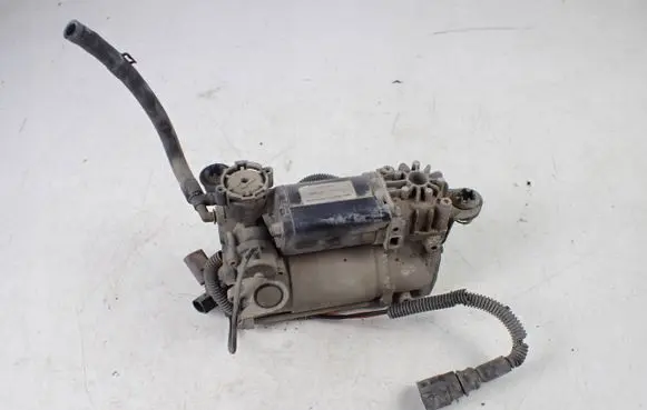 Audi A8 S8 D3 4E Air suspension compressor/pump 443020190
