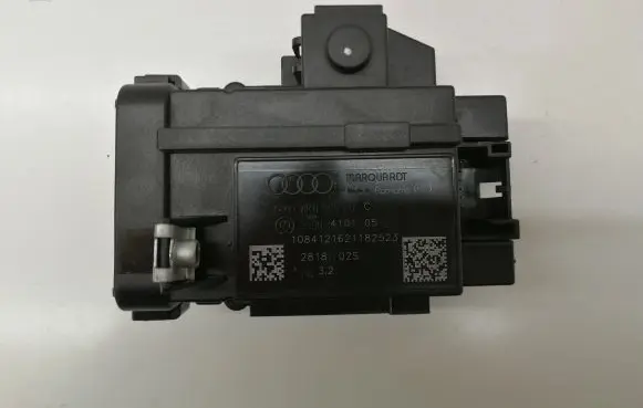 Audi A4 S4 B8 8K Ignition lock 8K0909131