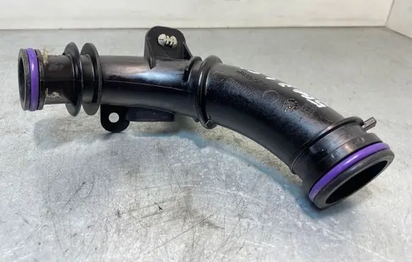 Peugeot 5008 Engine coolant pipe/hose Z12002107