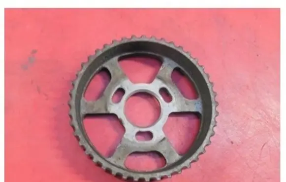 Volkswagen Golf III Fuel pump gear (pulley) 