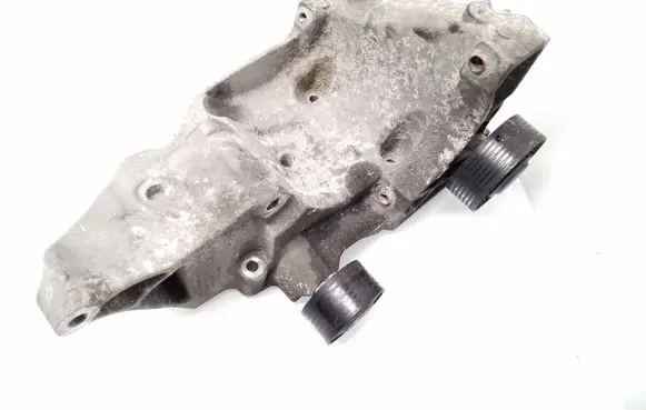 BMW 3 E90 E91 Generator/alternator bracket 780263902 13992010