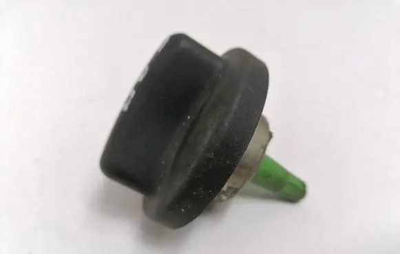 BMW 5 E39 Fuel tank filler cap 1183342