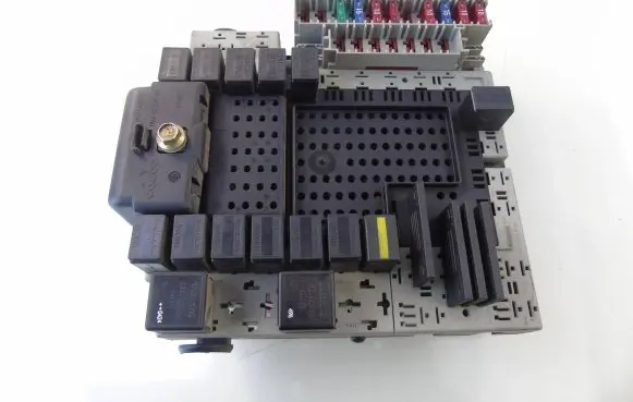 Volvo S80 Fuse box set 9401802