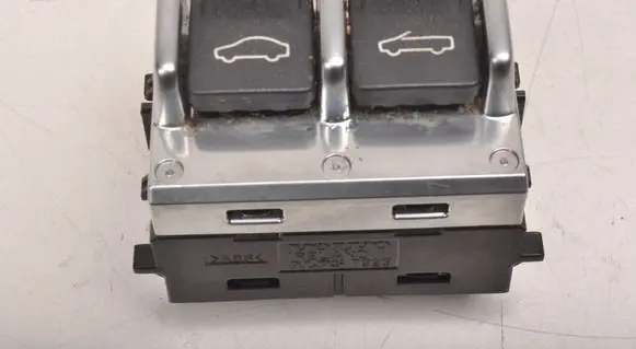 Volvo C70 Sunroof switch 30739682