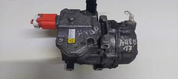 Toyota Auris E180 Air conditioning (A/C) compressor (pump) 0422001330