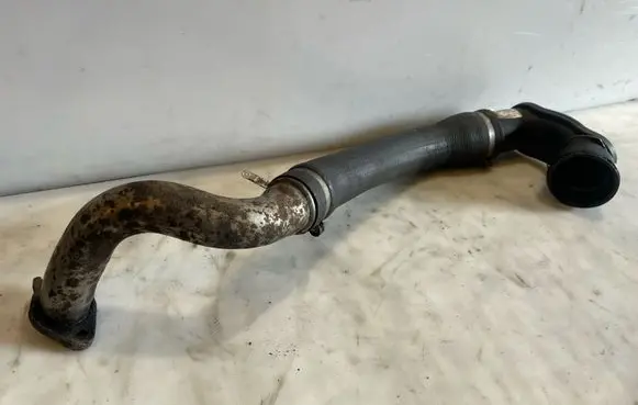 Opel Astra J Intercooler hose/pipe 13265273