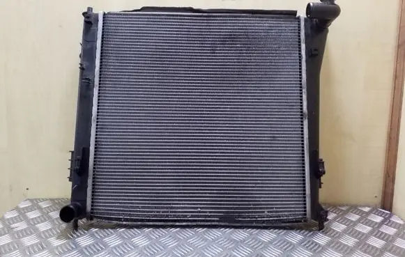 Coolant radiator