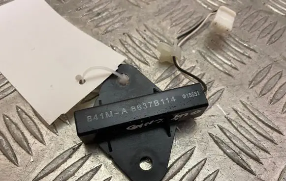 Mitsubishi Outlander Aerial GPS antenna 8637B114