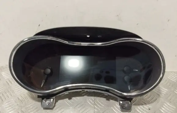 Dodge Durango Speedometer (instrument cluster) 05091310AG