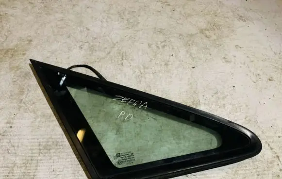 Opel Zafira A Front triangle window/glass 