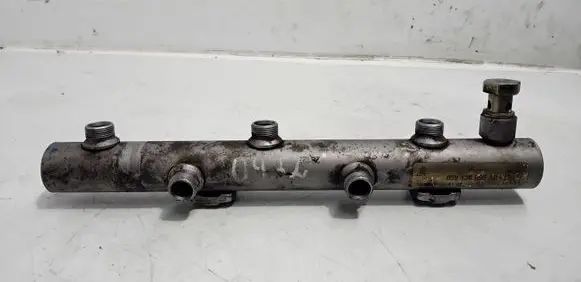 Audi A6 S6 C6 4F Fuel main line pipe 059130090AB 059130090