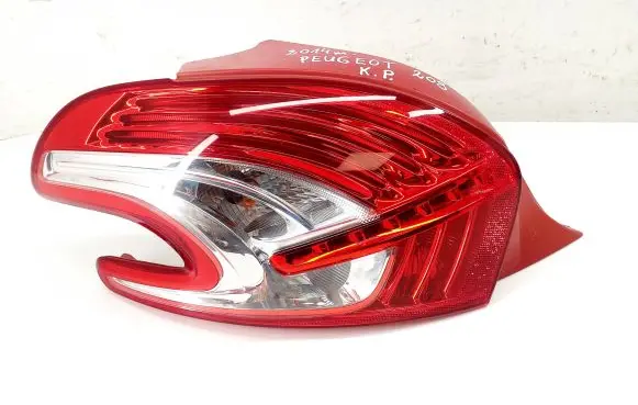 Peugeot 208 Rear/tail lights
