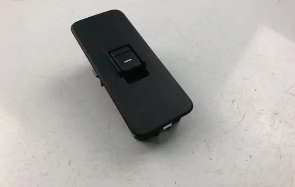 Land Rover Discovery 3 - LR3 Electric window control switch YUD501070PVJ