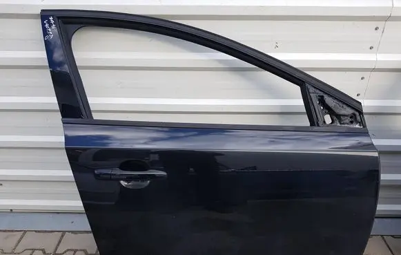 Volvo V40 Front door 