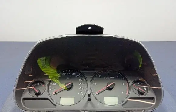 Volvo S40, V40 Speedometer (instrument cluster) 30623048