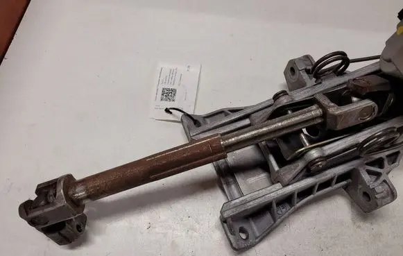 Volvo V50 Steering wheel axle 30723331 ZG520149B 30723325