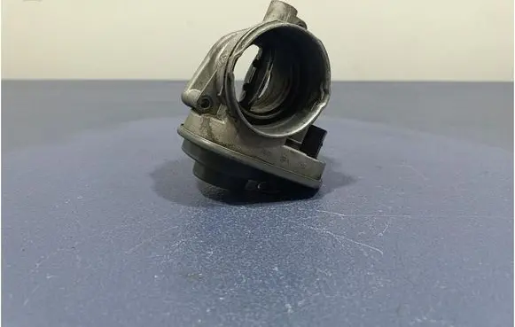 Audi A3 S3 A3 Sportback 8P Throttle body valve 038128063G