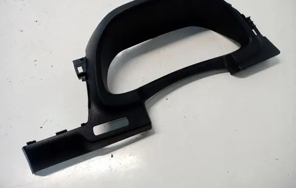 Nissan Leaf II (ZE1) Dashboard trim 682405SH0B