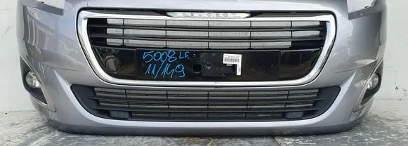 Peugeot 5008 Front bumper AA36716377