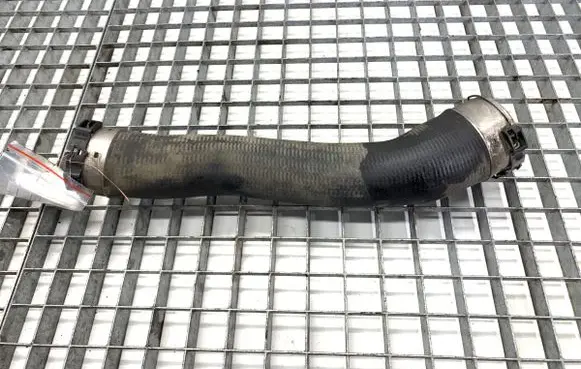 BMW X3 F25 Intercooler hose/pipe 7597591