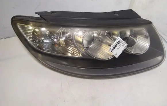 Hyundai Santa Fe Headlight/headlamp 921022BXXX