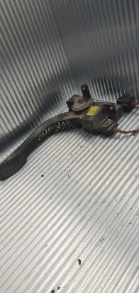 Iveco Daily 35 - 40.10 Accelerator throttle pedal 504061735 0281002633 490300079